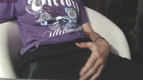 Snapshot of benijamin chatting on April 2026 08:58:02 PM benijamin online show from April 2026 08:58:02 PM