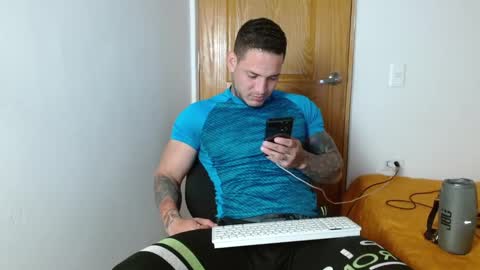 Snapshot of benjamin_isaac chatting on March 2025 12:42:02 AM benjamin_isaac online show from March 2025 12:42:02 AM