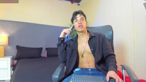 BENJAMIN online show from February 2025 10:52:02 PM