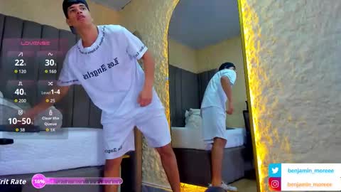 BENJAMIN online show from November 2025 06:50:02 PM