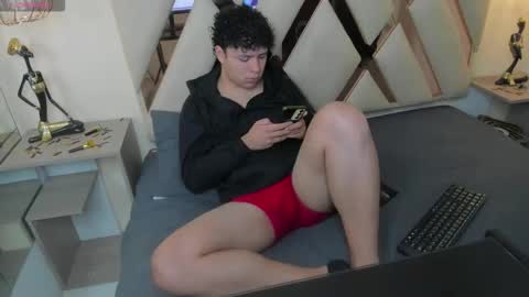 BENJAMIN online show from October 2025 09:11:01 PM