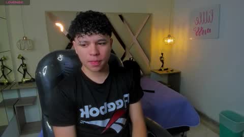 BENJAMIN online show from October 2025 07:59:01 PM