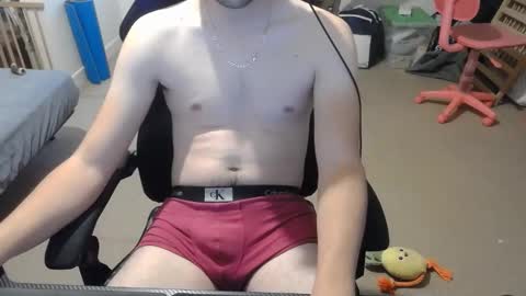 Snapshot of benjifrenchifirst chatting on October 2025 04:29:02 PM Benjifrenchi online show from October 2025 04:29:02 PM