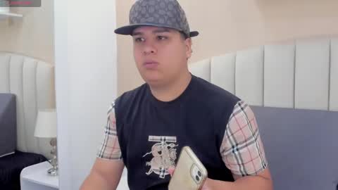 bennett_alejoo online show from April 2026 11:27:02 AM
