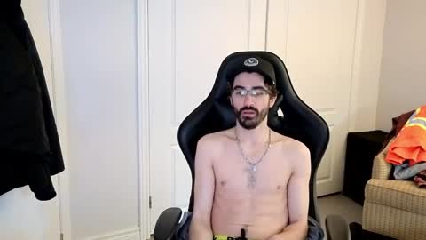 benny_boy95 online show from May 2026 05:50:02 PM