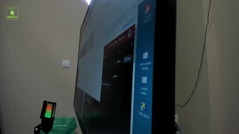 Snapshot of benny_powell chatting on September 2025 04:34:01 PM Benny online show from September 2025 04:34:01 PM