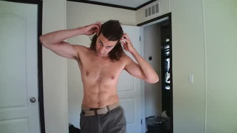 Snapshot of bennybluejeans chatting on October 2025 03:42:01 PM bennybluejeans online show from October 2025 03:42:01 PM