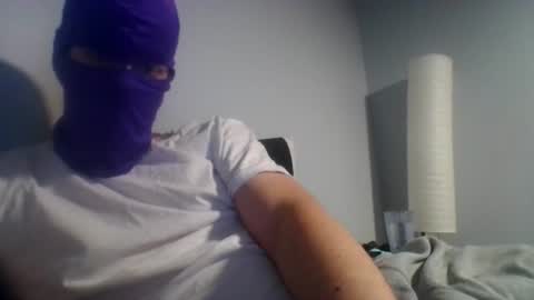 bennybueno online show from June 2026 04:22:02 AM