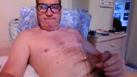 bennybutterfly007 online show from December 2025 12:12:02 PM