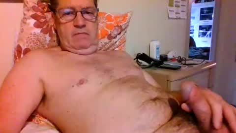 bennybutterfly007 online show from May 2026 07:47:01 AM