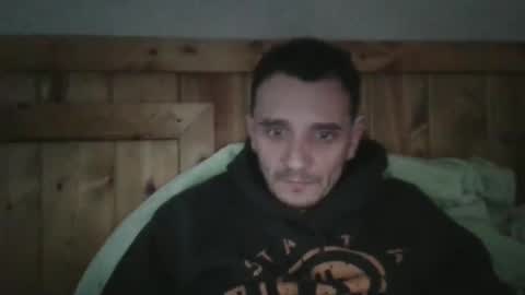 Snapshot of bennymn chatting on February 2025 11:13:01 PM benny and innocentvixon online show from February 2025 11:13:01 PM