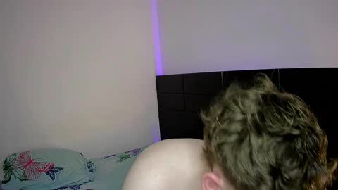 Snapshot of bennysantos chatting on March 2025 03:05:02 AM bennysantos online show from March 2025 03:05:02 AM