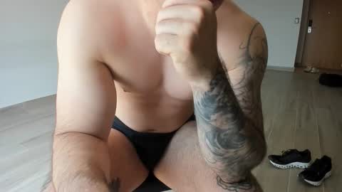 Snapshot of benthebodybuilder chatting on March 2026 05:51:01 PM Ben Braxton online show from March 2026 05:51:01 PM