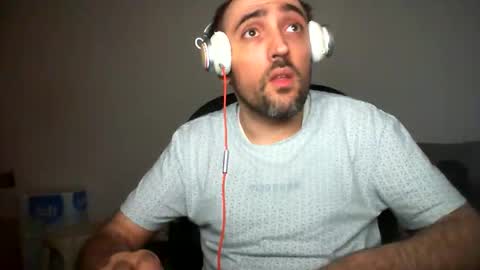 bentish online show from December 2024 02:33:01 PM