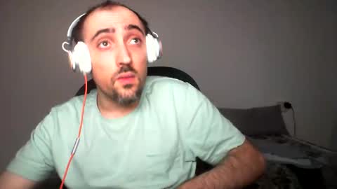 bentish online show from December 2024 02:41:02 PM