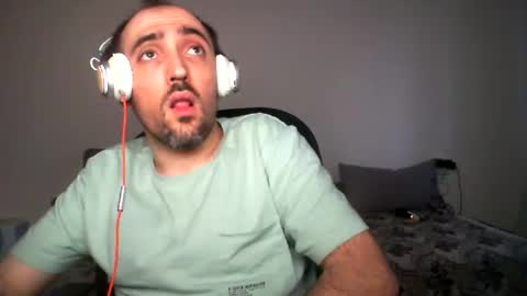 bentish online show from December 2024 02:28:01 PM