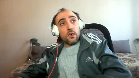 bentish online show from December 2024 09:07:02 AM