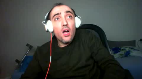 bentish online show from December 2024 07:39:02 PM