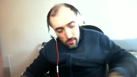 bentish online show from February 2025 12:57:02 PM