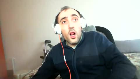 bentish online show from February 2025 02:02:01 PM