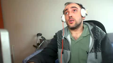 bentish online show from February 2025 10:41:01 AM