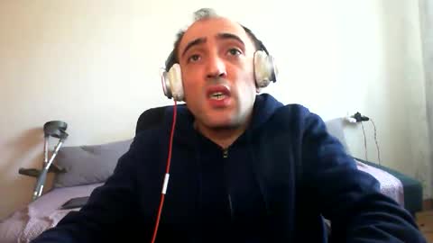 Snapshot of bentish chatting on February 2026 07:36:02 AM bentish online show from February 2026 07:36:02 AM