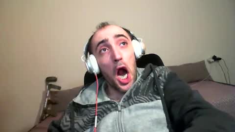 Snapshot of bentish chatting on February 2026 03:54:01 PM bentish online show from February 2026 03:54:01 PM