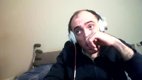 Snapshot of bentish chatting on March 2026 06:03:02 PM bentish online show from March 2026 06:03:02 PM