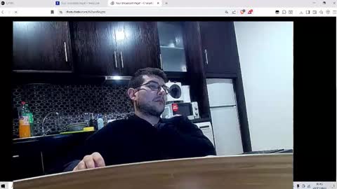 Snapshot of bentley_pt chatting on November 2025 12:43:02 AM BentleyPT online show from November 2025 12:43:02 AM