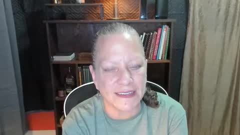 DeniseDavid online show from April 2026 03:11:01 AM