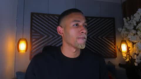 bento_fox online show from October 2025 03:56:02 AM