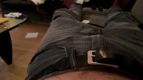 Snapshot of benz10001 chatting on January 2026 12:24:01 AM benz10001 online show from January 2026 12:24:01 AM