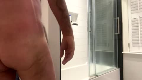 Snapshot of benz10001 chatting on February 2026 04:20:01 AM benz10001 online show from February 2026 04:20:01 AM