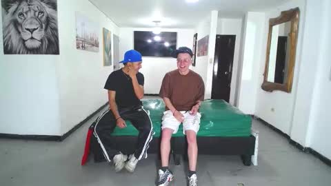 benz boys online show from November 2025 12:05:02 PM