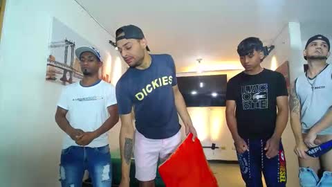 benz boys online show from February 2026 12:41:01 PM