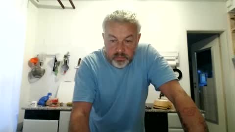 Martin online show from October 2025 05:39:01 AM