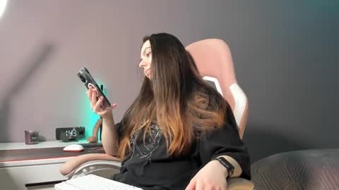 Snapshot of beriesniks chatting on March 2025 06:43:01 PM BeriesNiks online show from March 2025 06:43:01 PM