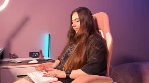 Snapshot of beriesniks chatting on November 2025 06:54:02 PM BeriesNiks online show from November 2025 06:54:02 PM