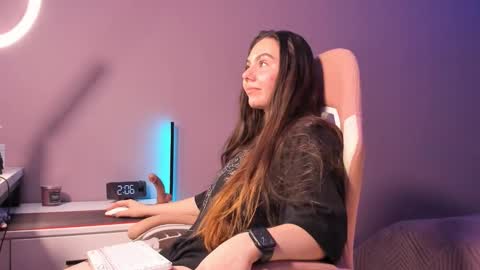 Snapshot of beriesniks chatting on November 2025 07:05:01 PM BeriesNiks online show from November 2025 07:05:01 PM