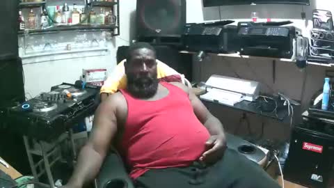 bernard0827 online show from May 2026 12:26:01 AM