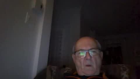 bernard1102 online show from November 2025 02:10:02 AM