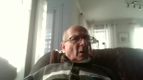 bernard1102 online show from April 2026 10:38:01 PM