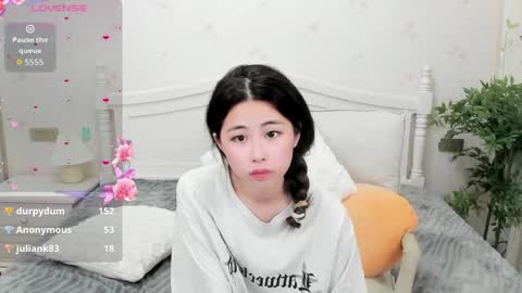 berniceafra online show from April 2026 06:10:01 PM