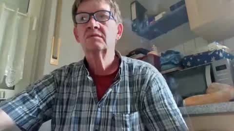 bernie6004 online show from June 2026 09:22:01 AM