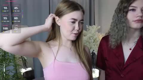 Aurora online show from October 2025 04:46:01 AM