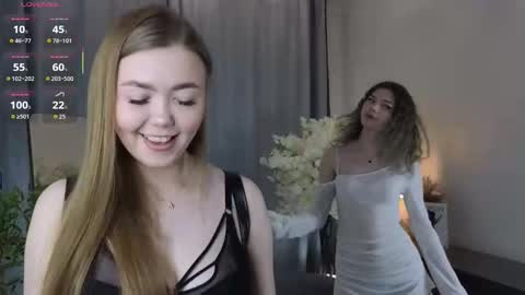 Aurora online show from October 2025 10:25:01 AM