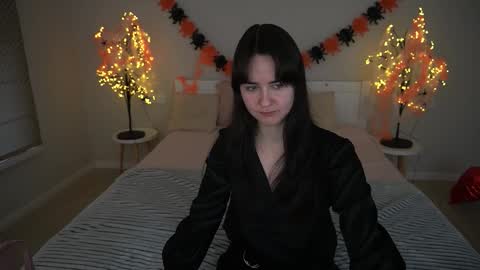 Violette online show from October 2025 06:03:01 AM