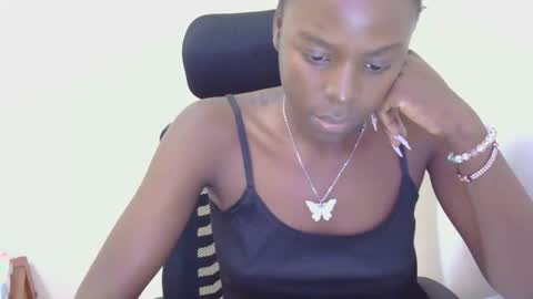 Juicey online show from March 2026 11:35:01 AM