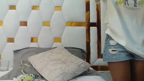 Snapshot of berryl8 chatting on November 2025 07:02:02 PM berryl online show from November 2025 07:02:02 PM