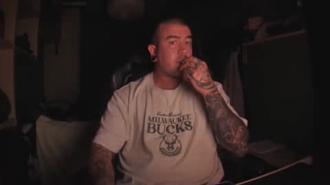 Snapshot of berto3389 chatting on September 2025 10:59:02 PM berto3389 online show from September 2025 10:59:02 PM